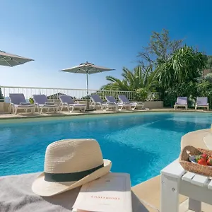 3* Hotel La Fiancée Du Pirate